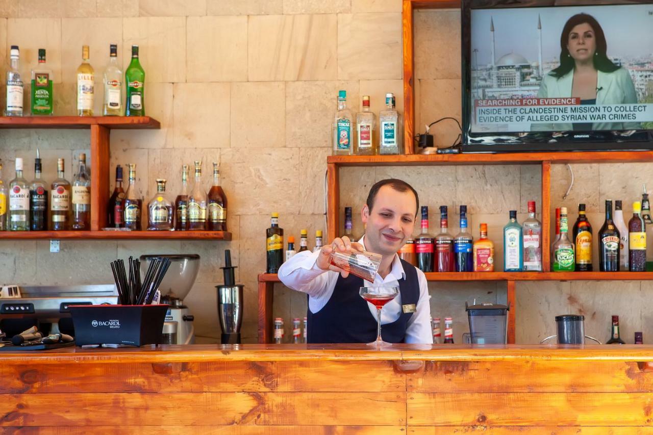 President Hotel By Hrazdan Hotel Cjsc Erévan Extérieur photo