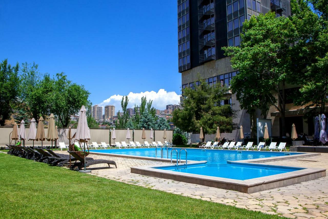 President Hotel By Hrazdan Hotel Cjsc Erévan Extérieur photo